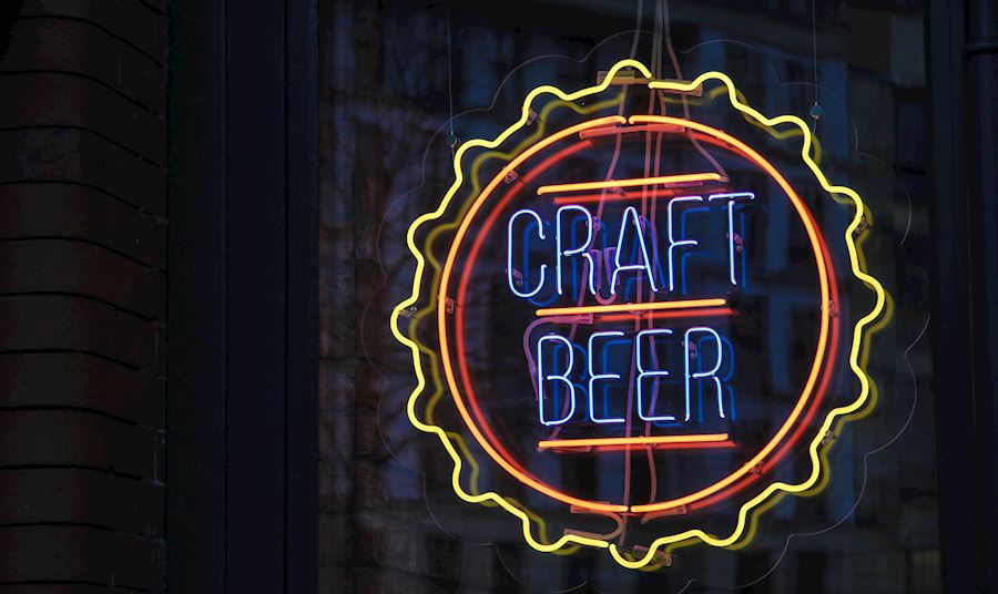 Craft beer neon sign