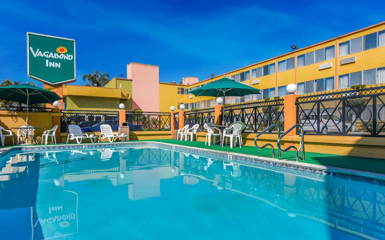 Hotel Specials of Vagabond Inn - Long Beach
